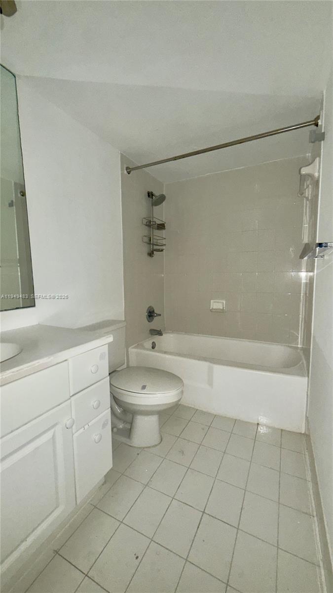 5161 Collins Ave #511, Miami Beach FL 33140