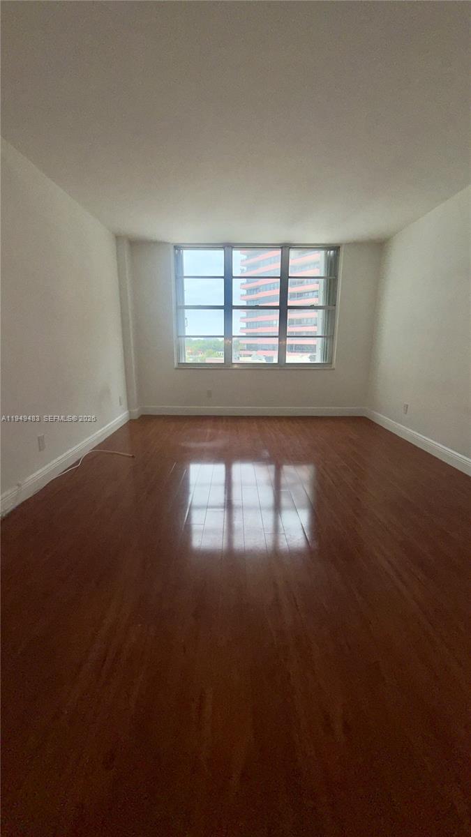 5161 Collins Ave #511, Miami Beach FL 33140