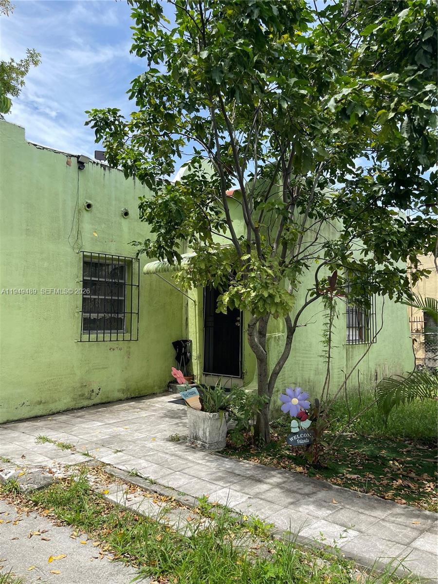1120 NW 31st St, Miami FL 33127