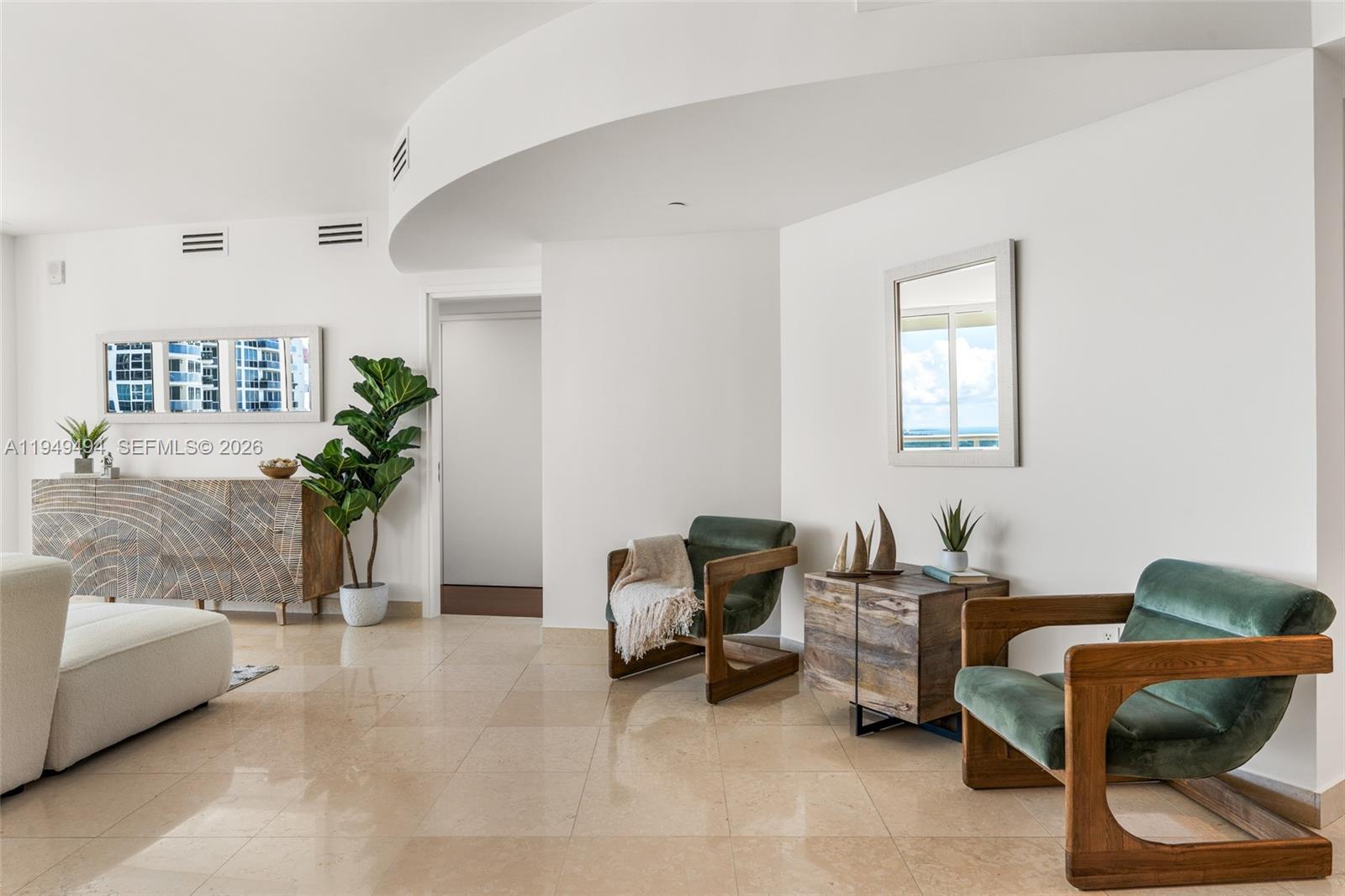 450 Alton Rd #2703, Miami Beach FL 33139