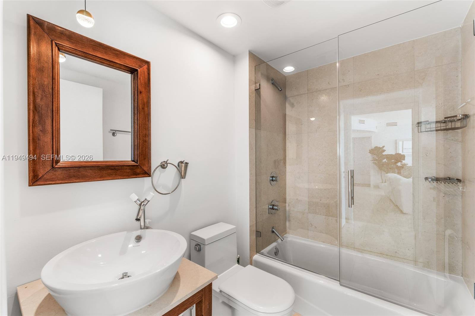 450 Alton Rd #2703, Miami Beach FL 33139
