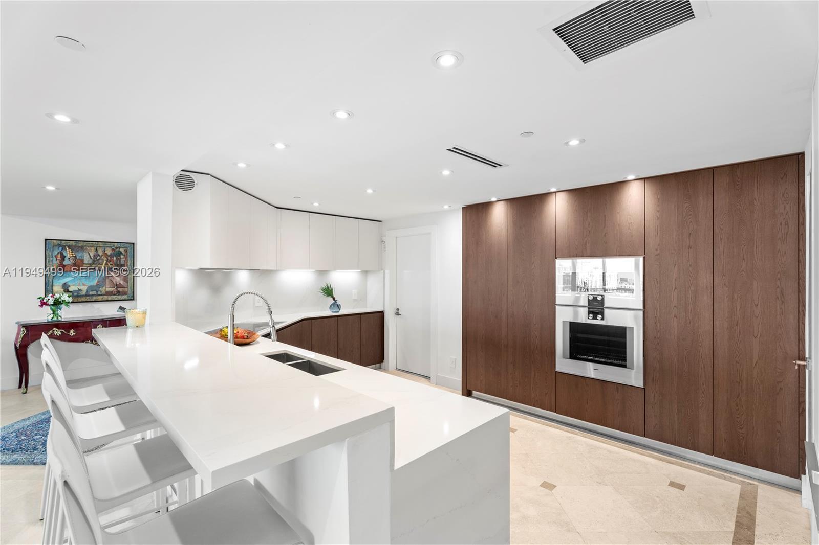 1643 Brickell Ave #2506, Miami FL 33129