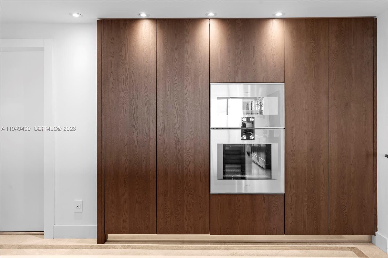 1643 Brickell Ave #2506, Miami FL 33129