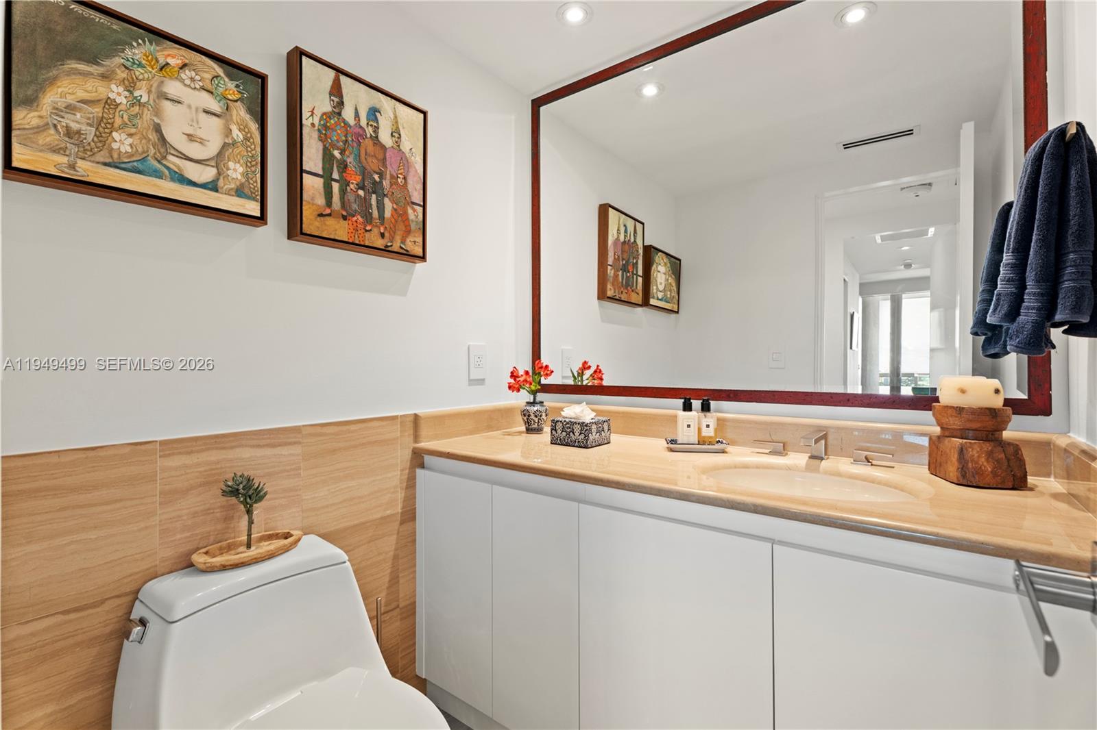 1643 Brickell Ave #2506, Miami FL 33129