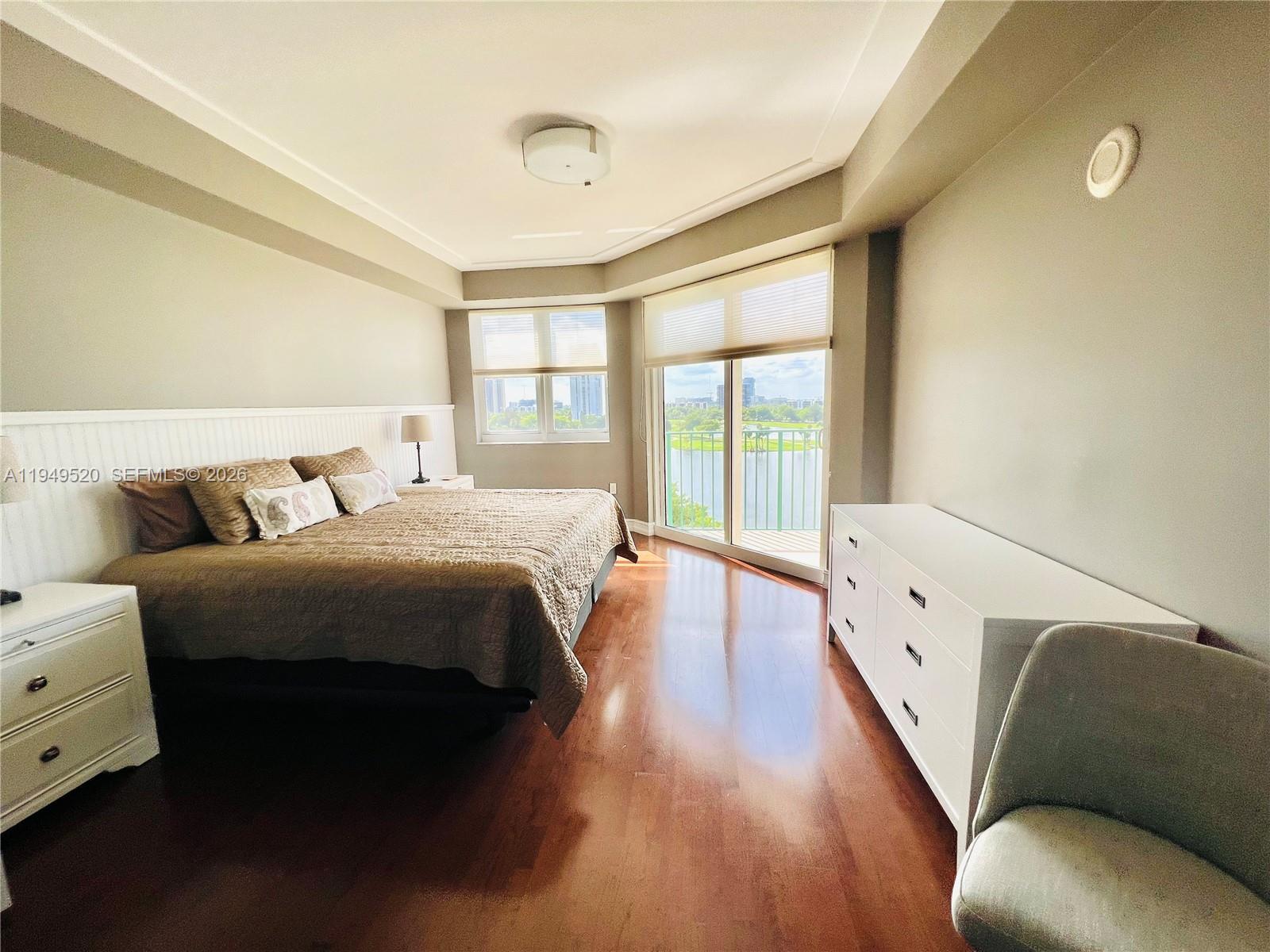 20000 E Country Club Dr #806, Aventura FL 33180
