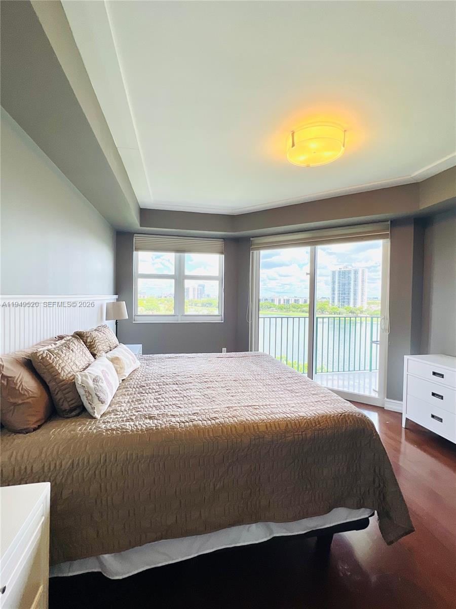 20000 E Country Club Dr #806, Aventura FL 33180