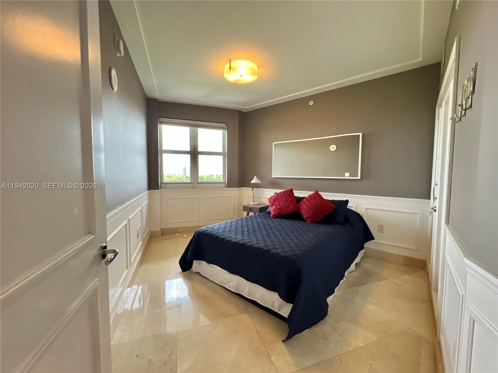 20000 E Country Club Dr #806, Aventura FL 33180