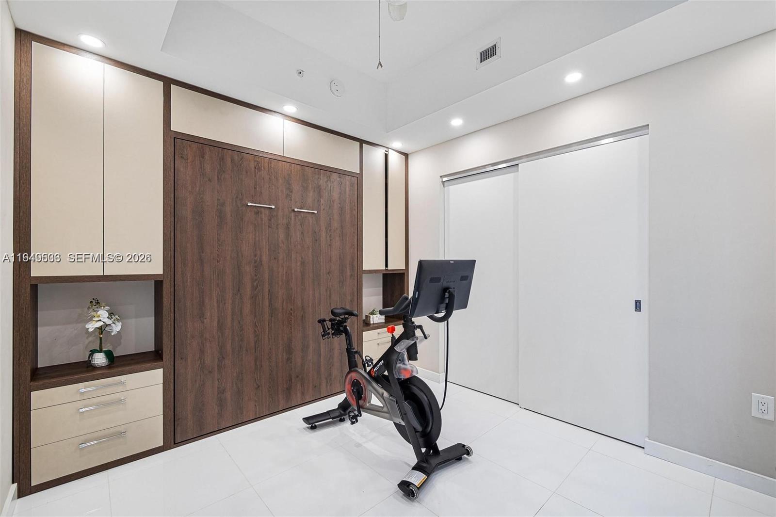851 NE 1st Ave #4108, Miami FL 33132