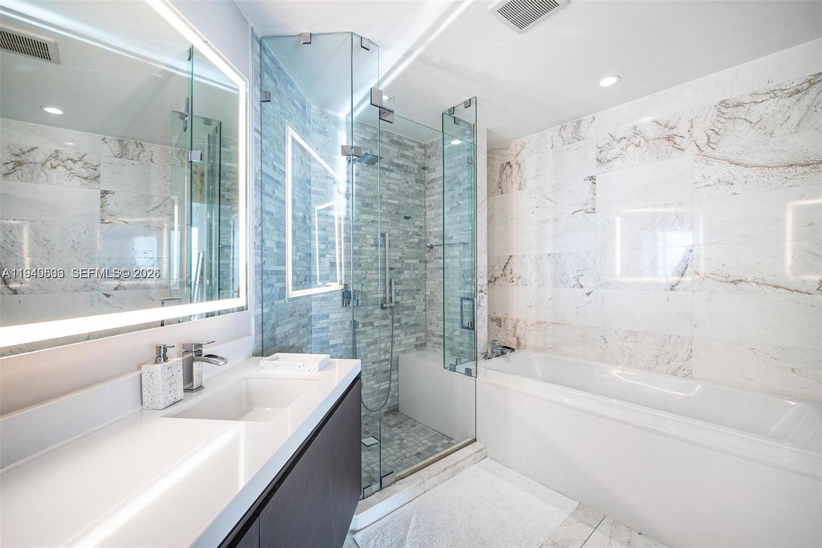 851 NE 1st Ave #4108, Miami FL 33132