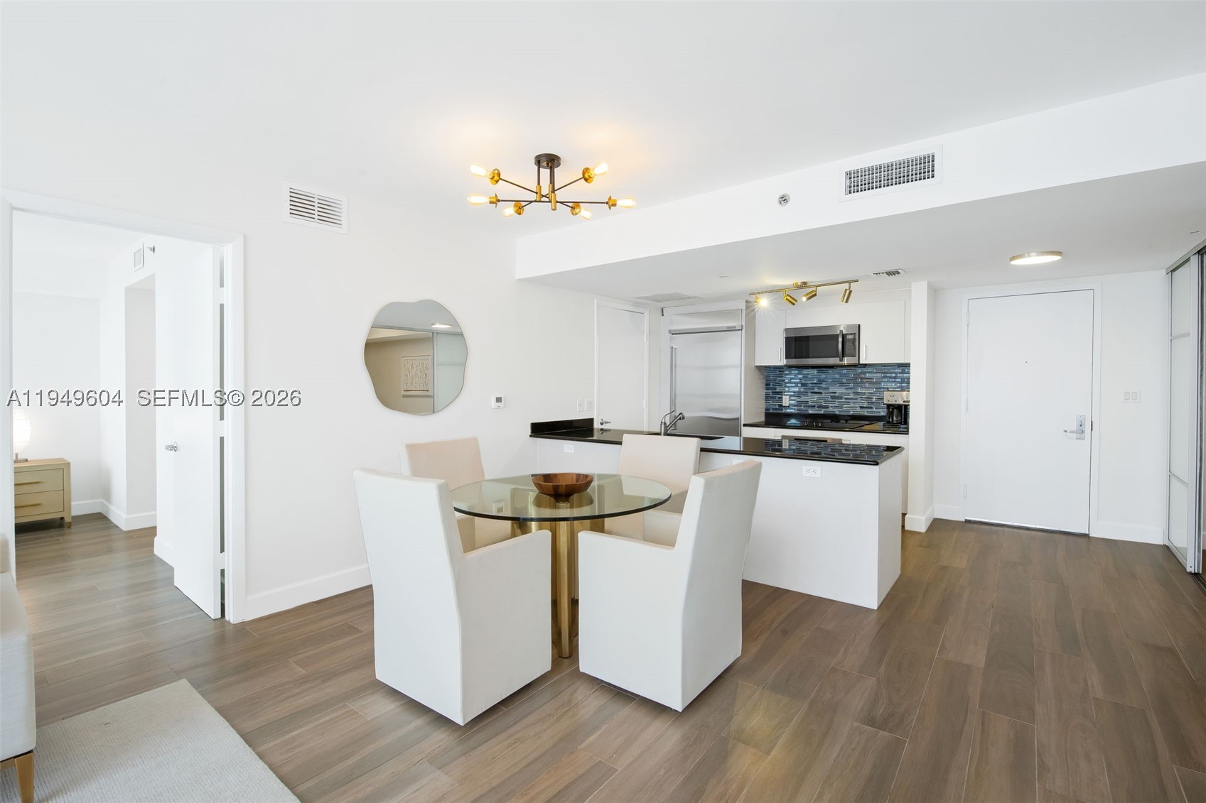 50 Biscayne Blvd #3904, Miami FL 33132