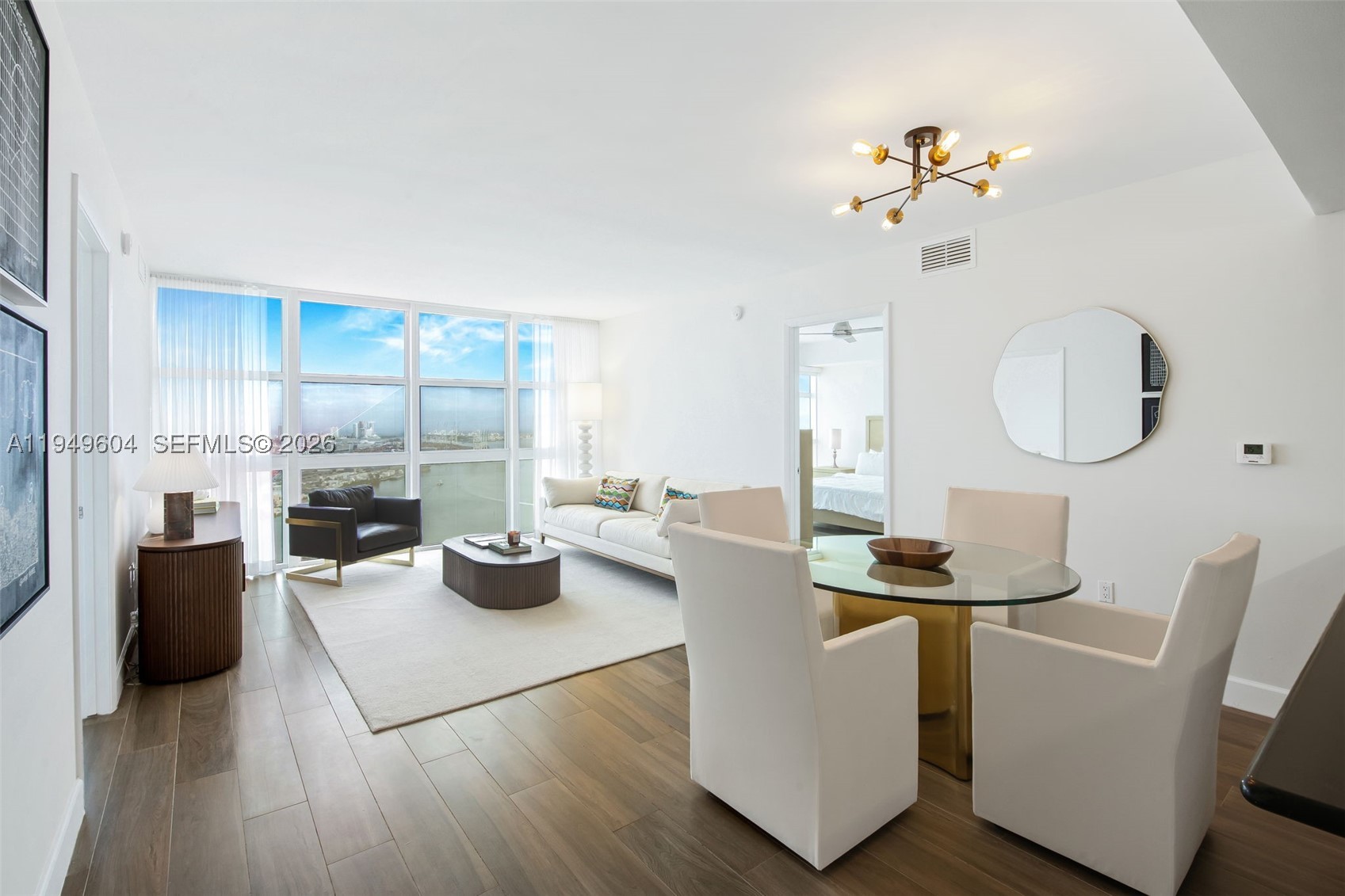 50 Biscayne Blvd #3904, Miami FL 33132