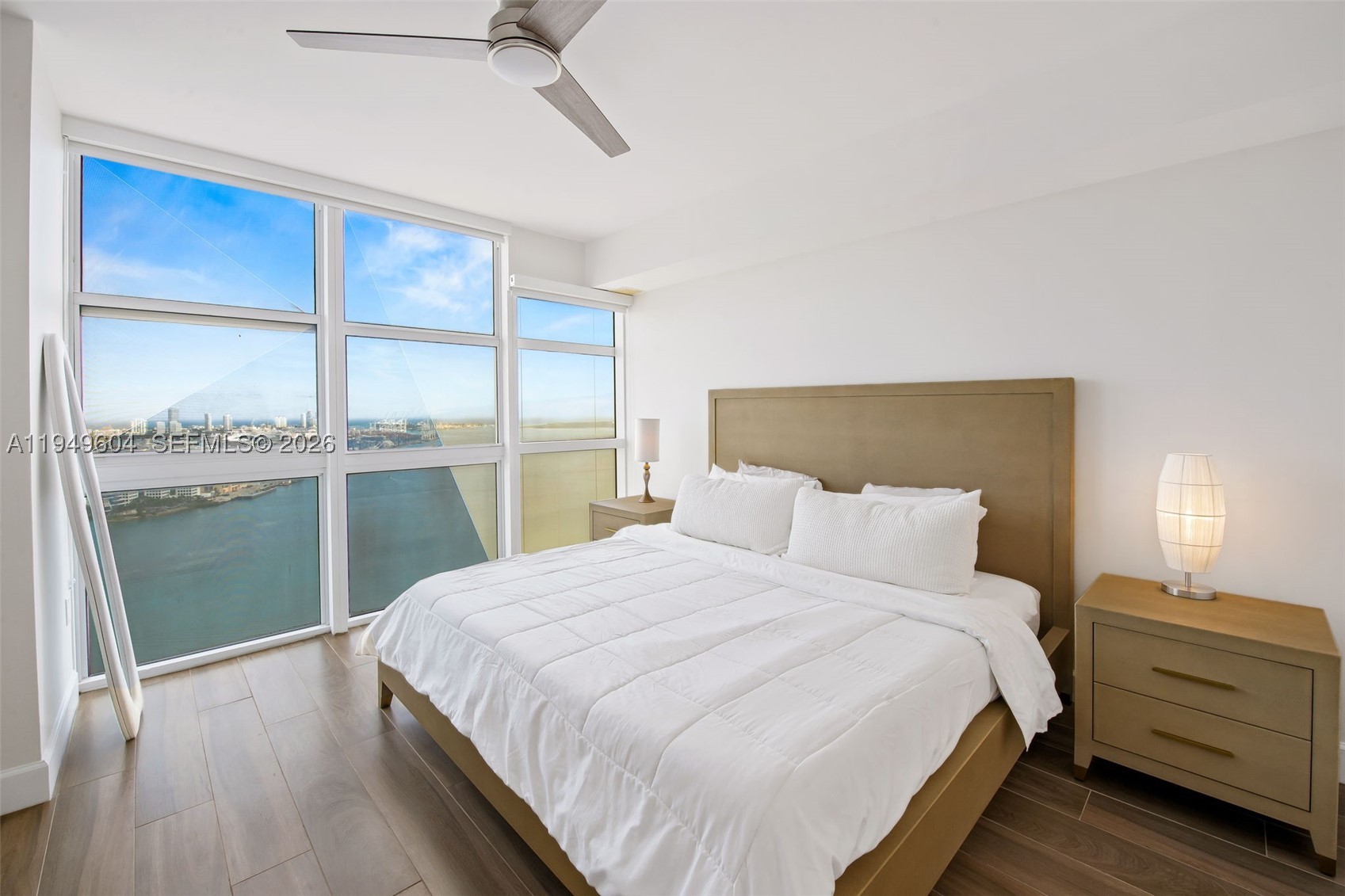 50 Biscayne Blvd #3904, Miami FL 33132