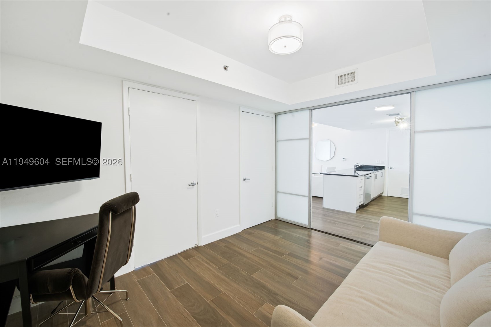 50 Biscayne Blvd #3904, Miami FL 33132