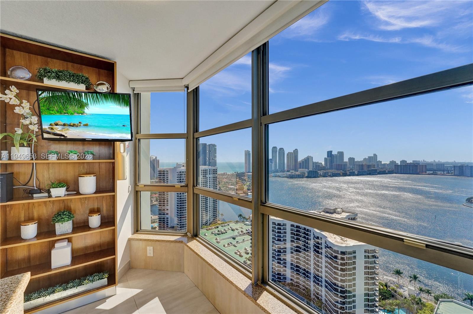 3500 Mystic Pointe Dr #3601, Aventura FL 33180