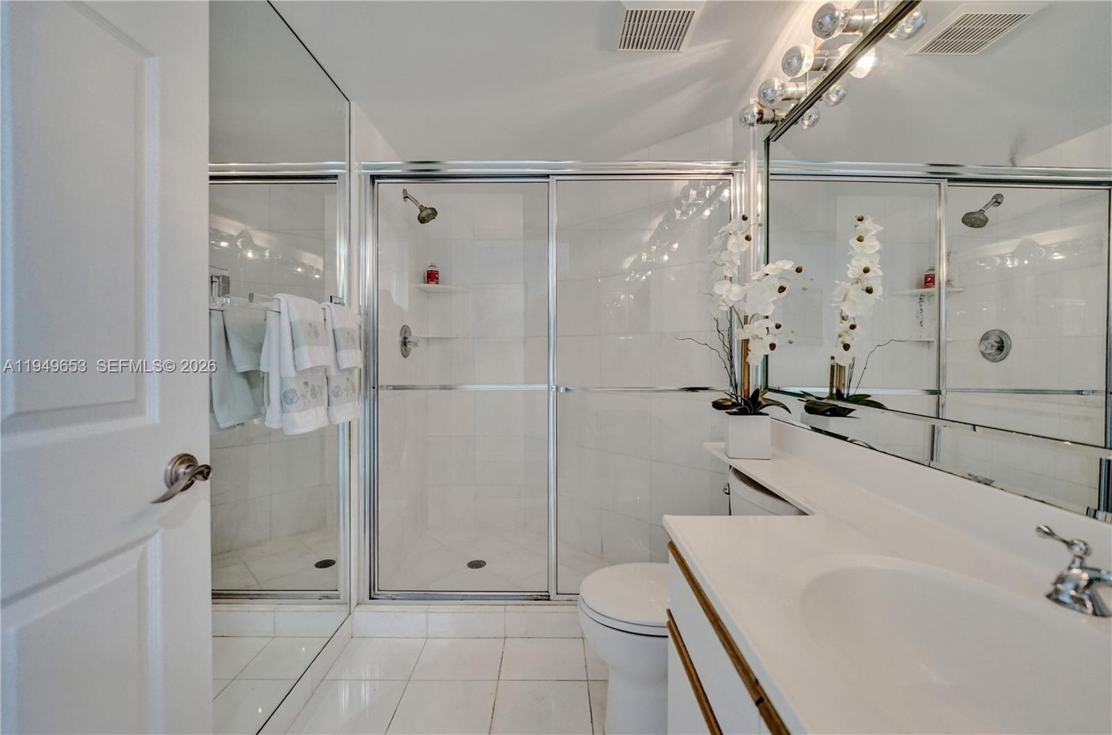 3500 Mystic Pointe Dr #3601, Aventura FL 33180