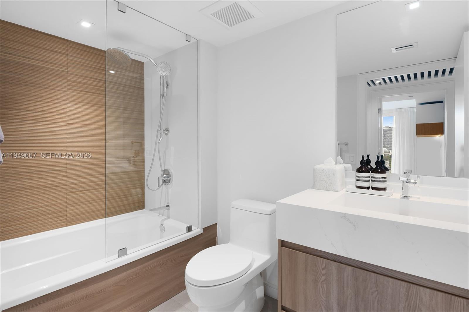 4250 Biscayne Blvd #1201, Miami FL 33137
