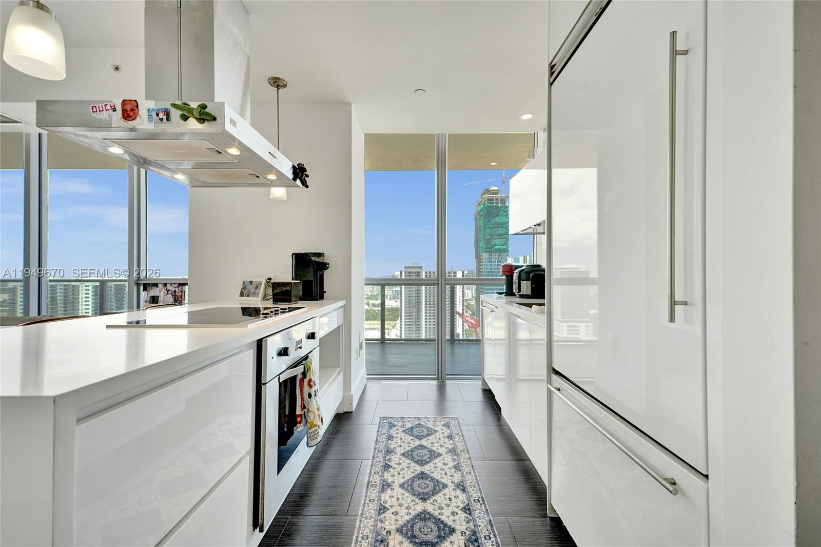 1100 Biscayne Blvd #3708, Miami FL 33132