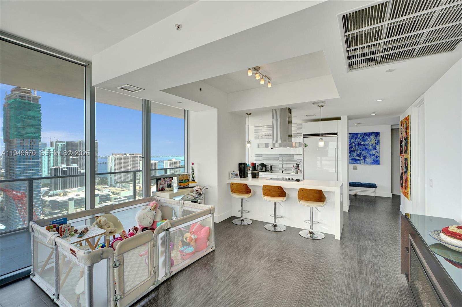 1100 Biscayne Blvd #3708, Miami FL 33132