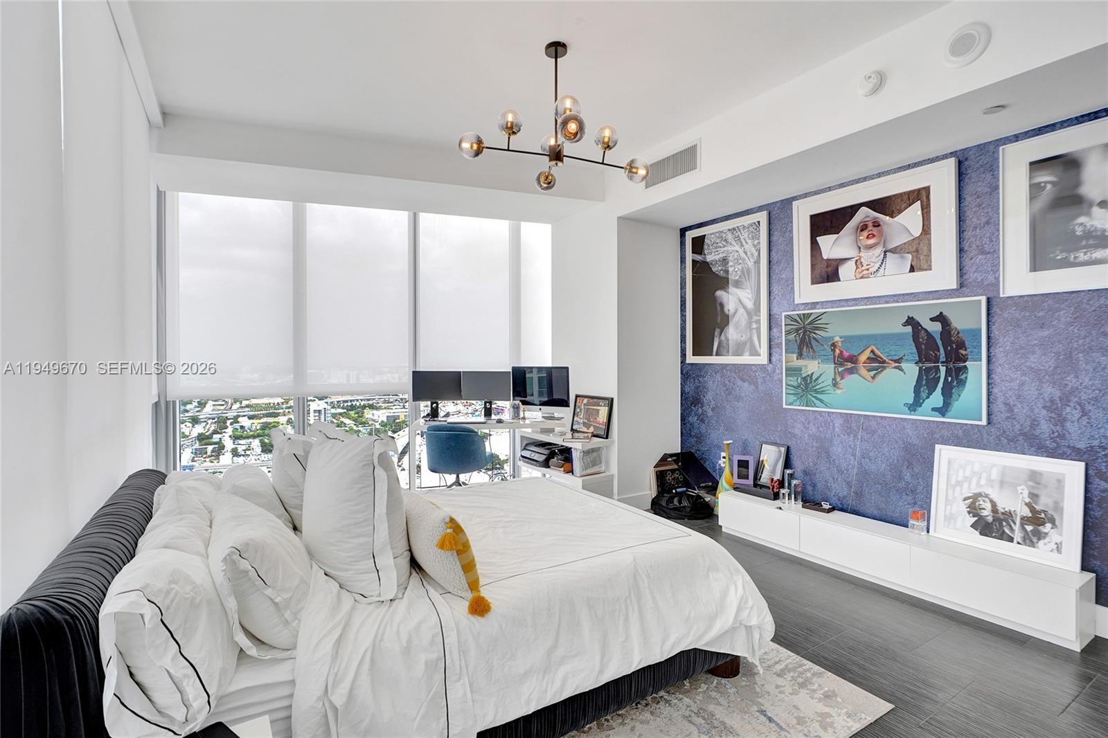 1100 Biscayne Blvd #3708, Miami FL 33132