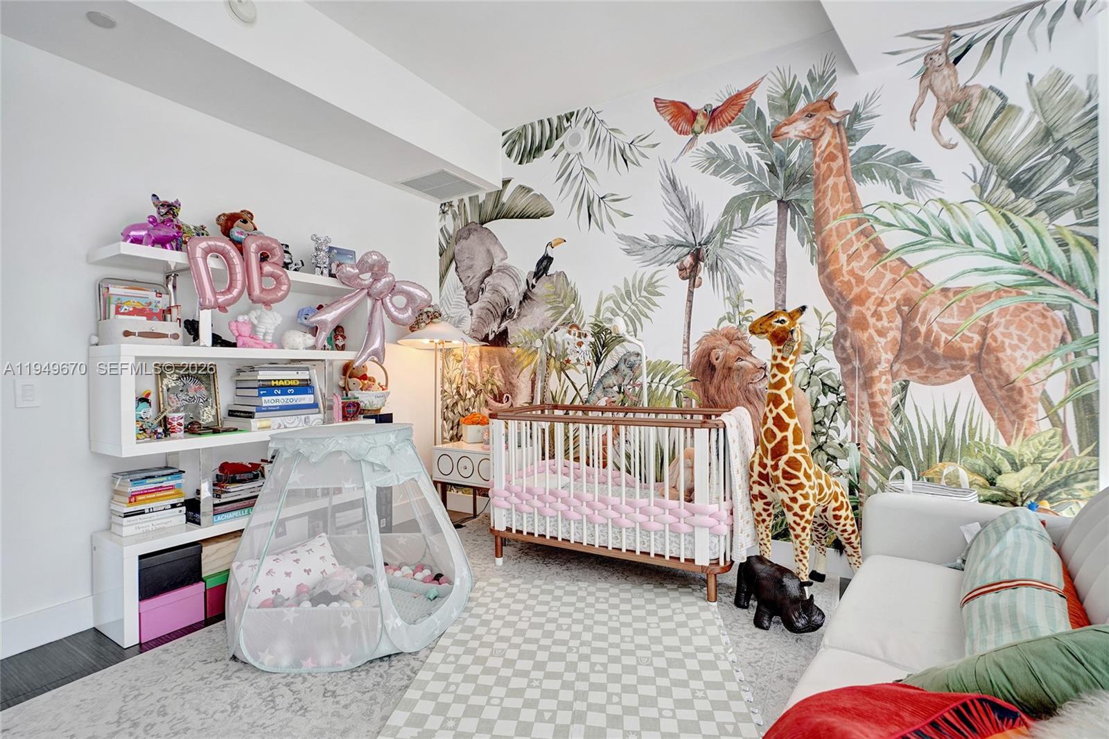 1100 Biscayne Blvd #3708, Miami FL 33132