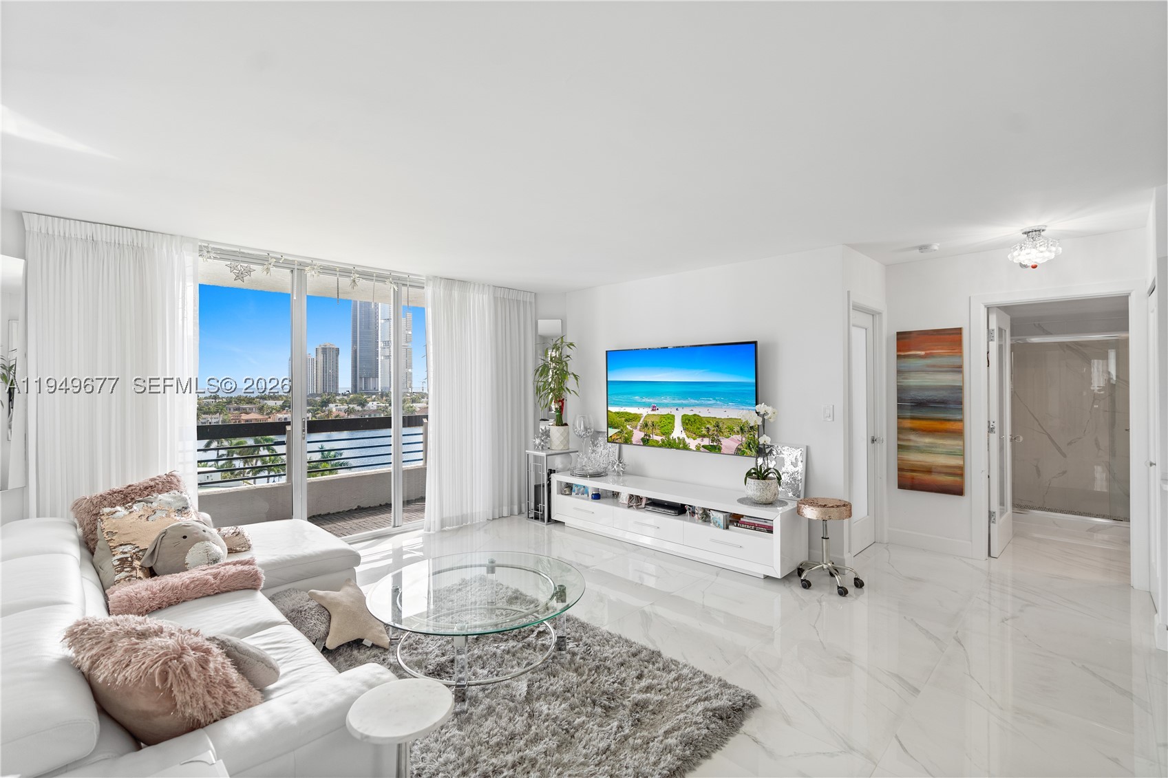 3600 Mystic Pointe Dr #1017, Aventura FL 33180