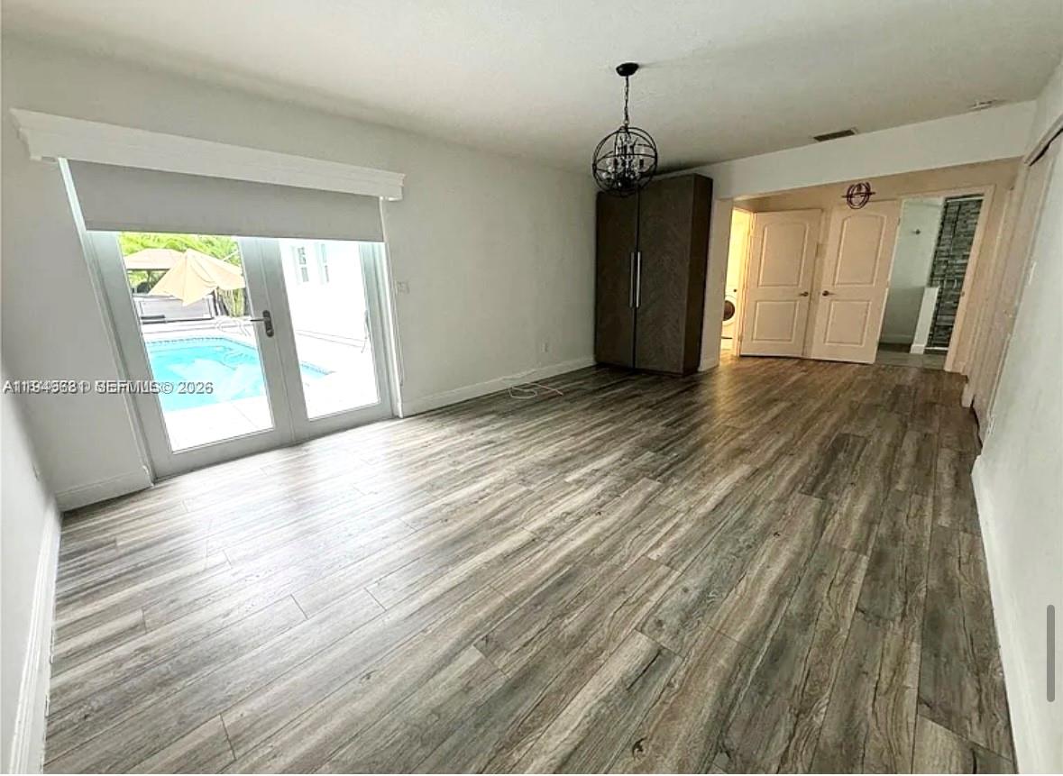 2075 S Hibiscus Dr, North Miami FL 33181