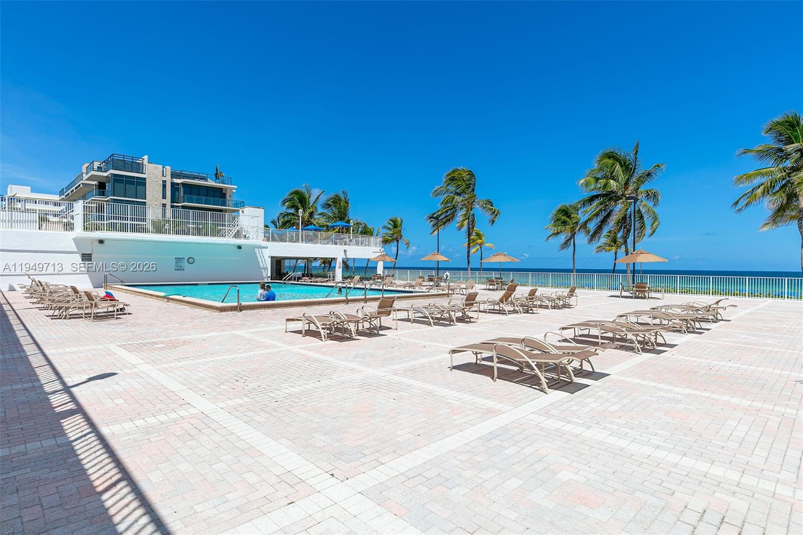 2401 S Ocean Dr #PH-A4, Hollywood FL 33019