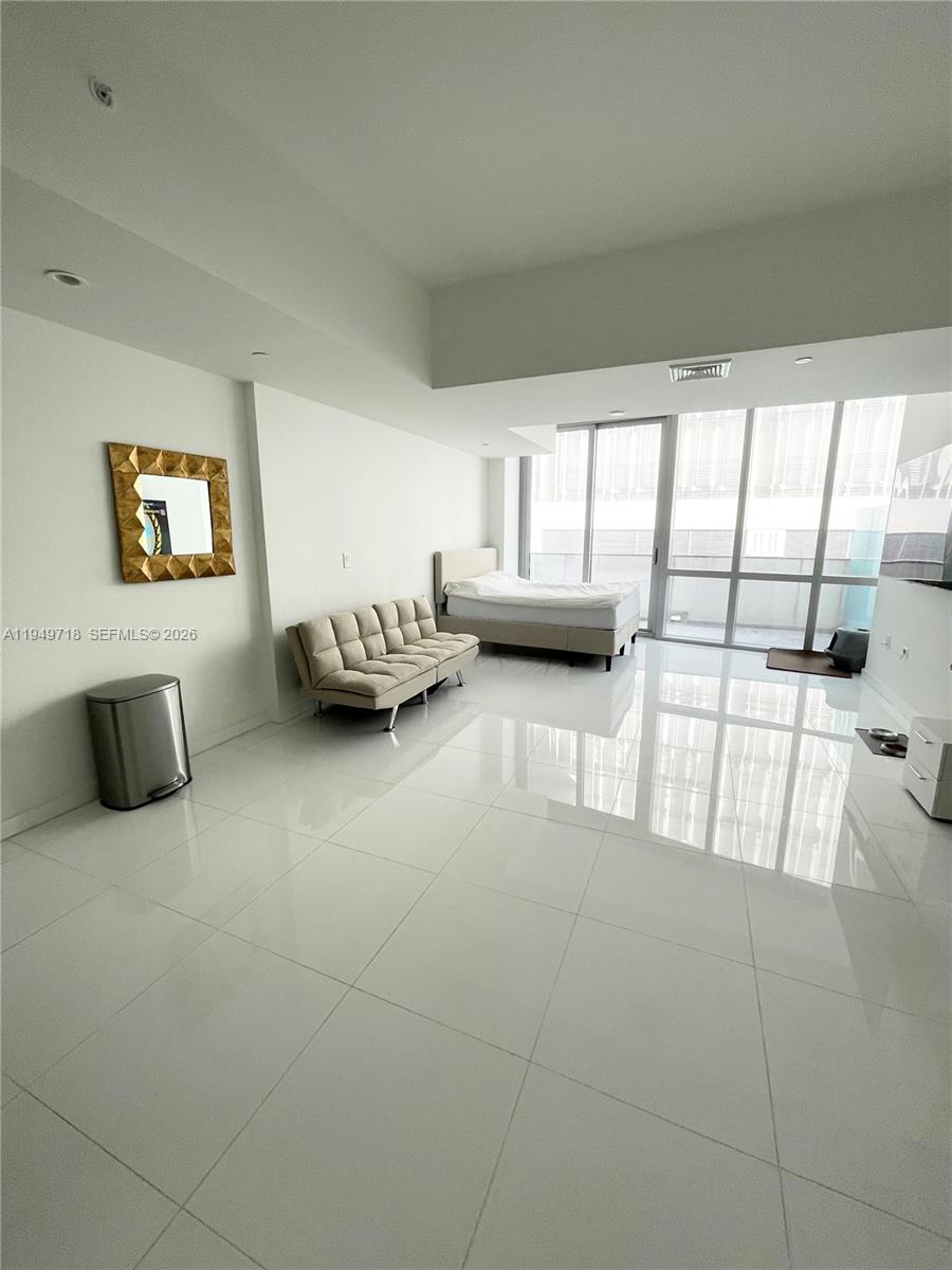 851 NE 1st Ave #305, Miami FL 33132