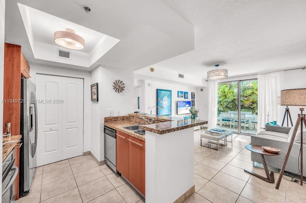 110 Washington Ave #2310, Miami Beach FL 33139