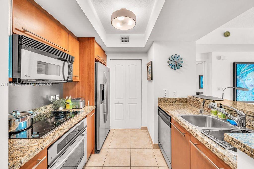 110 Washington Ave #2310, Miami Beach FL 33139