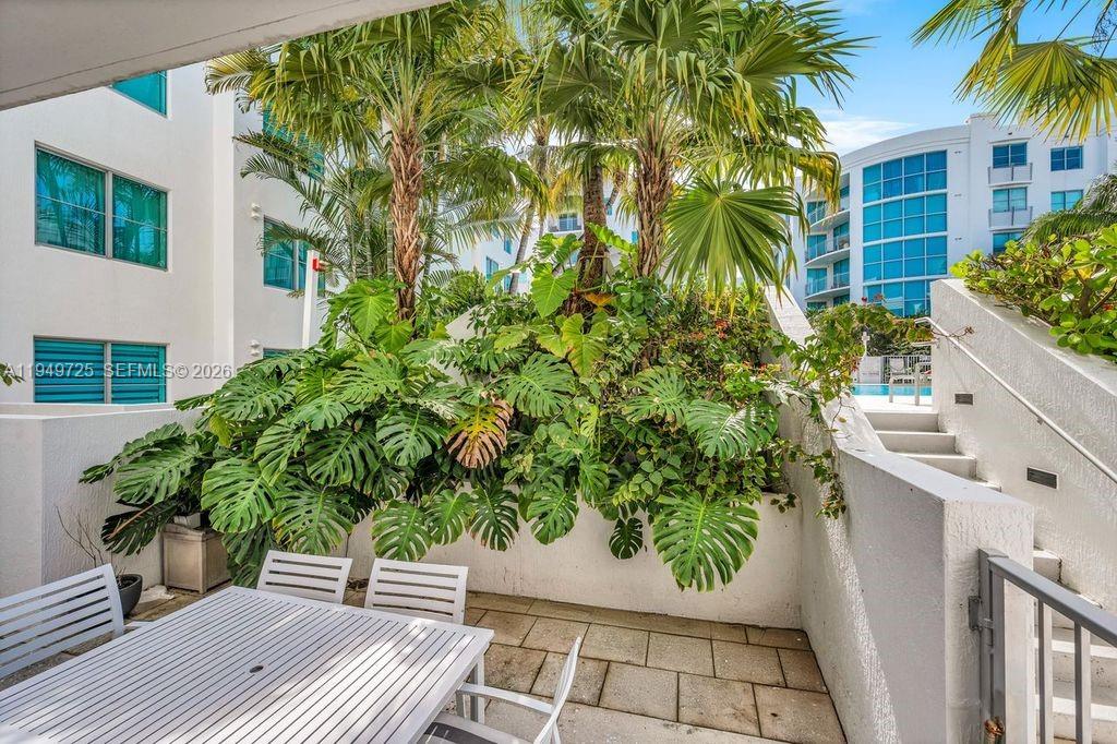 110 Washington Ave #2310, Miami Beach FL 33139