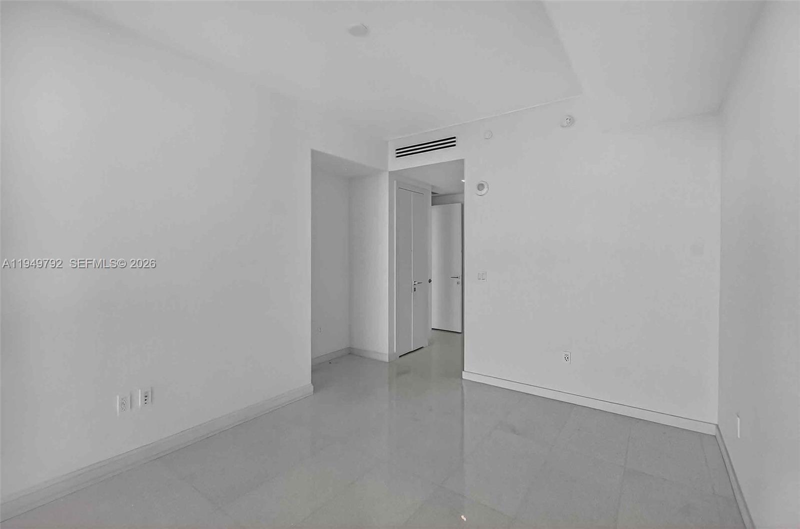 300 N Biscayne Boulevard Way #4809W, Miami FL 33131