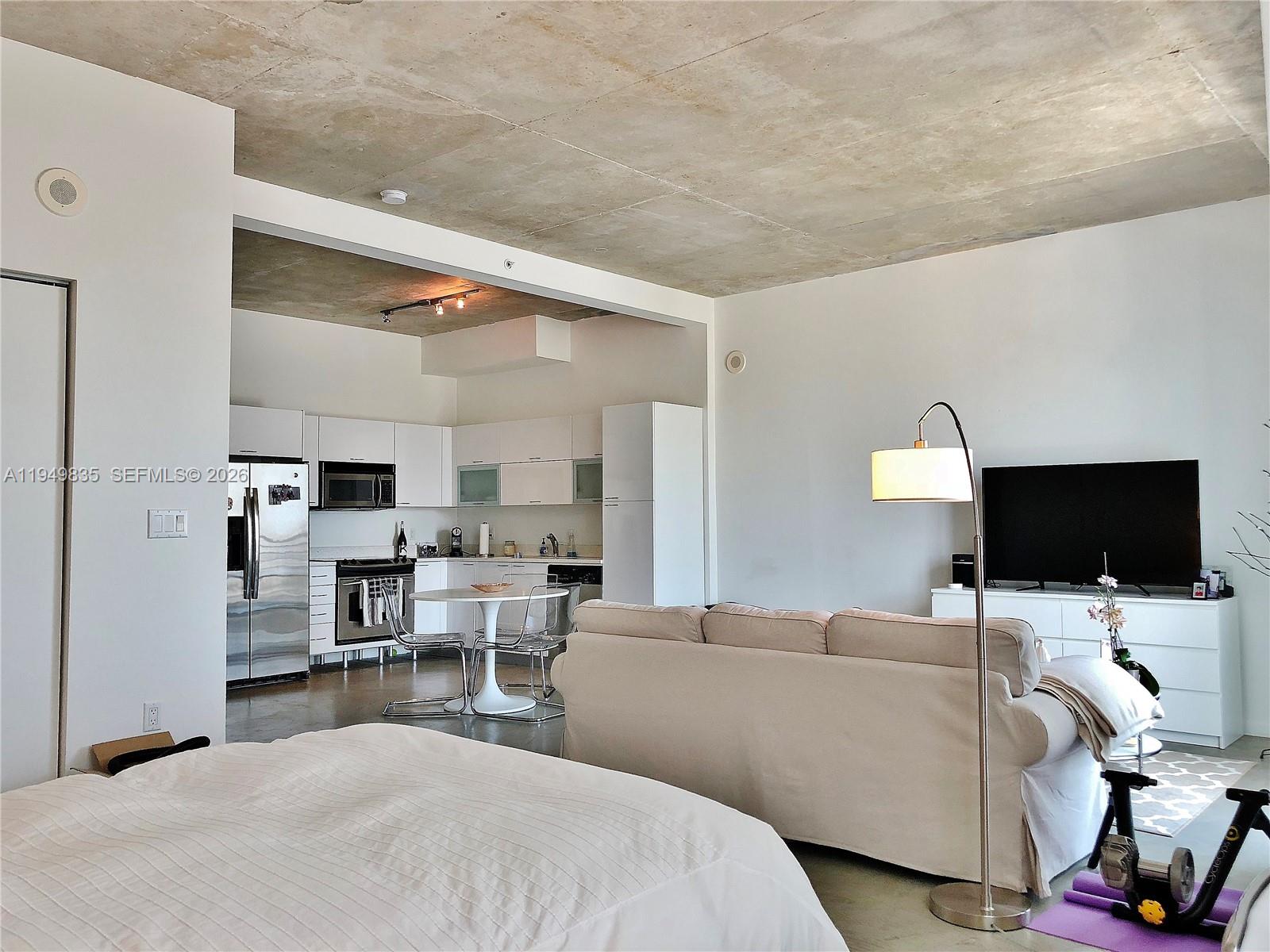 234 NE 3rd St #1605, Miami FL 33132