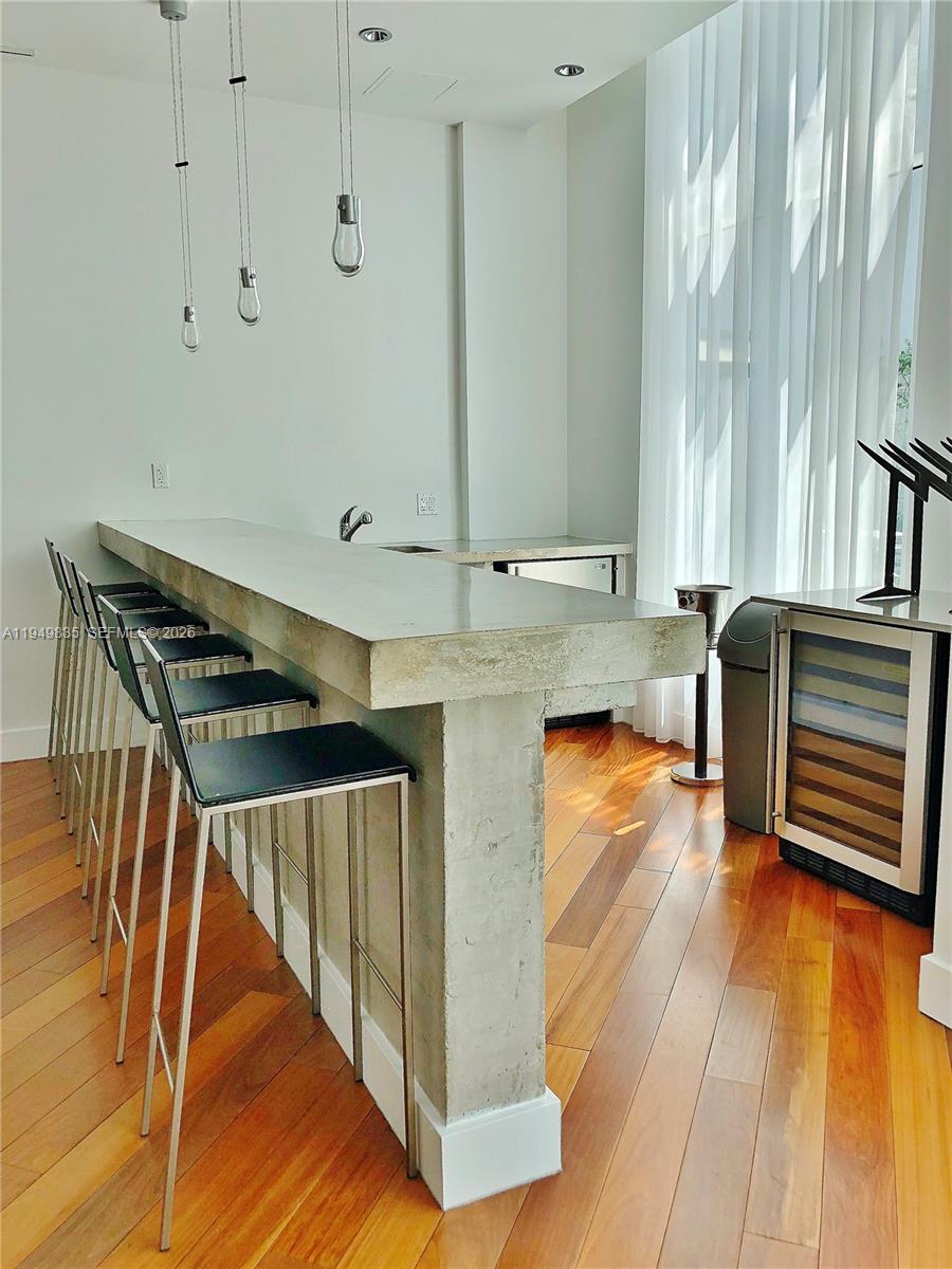 234 NE 3rd St #1605, Miami FL 33132