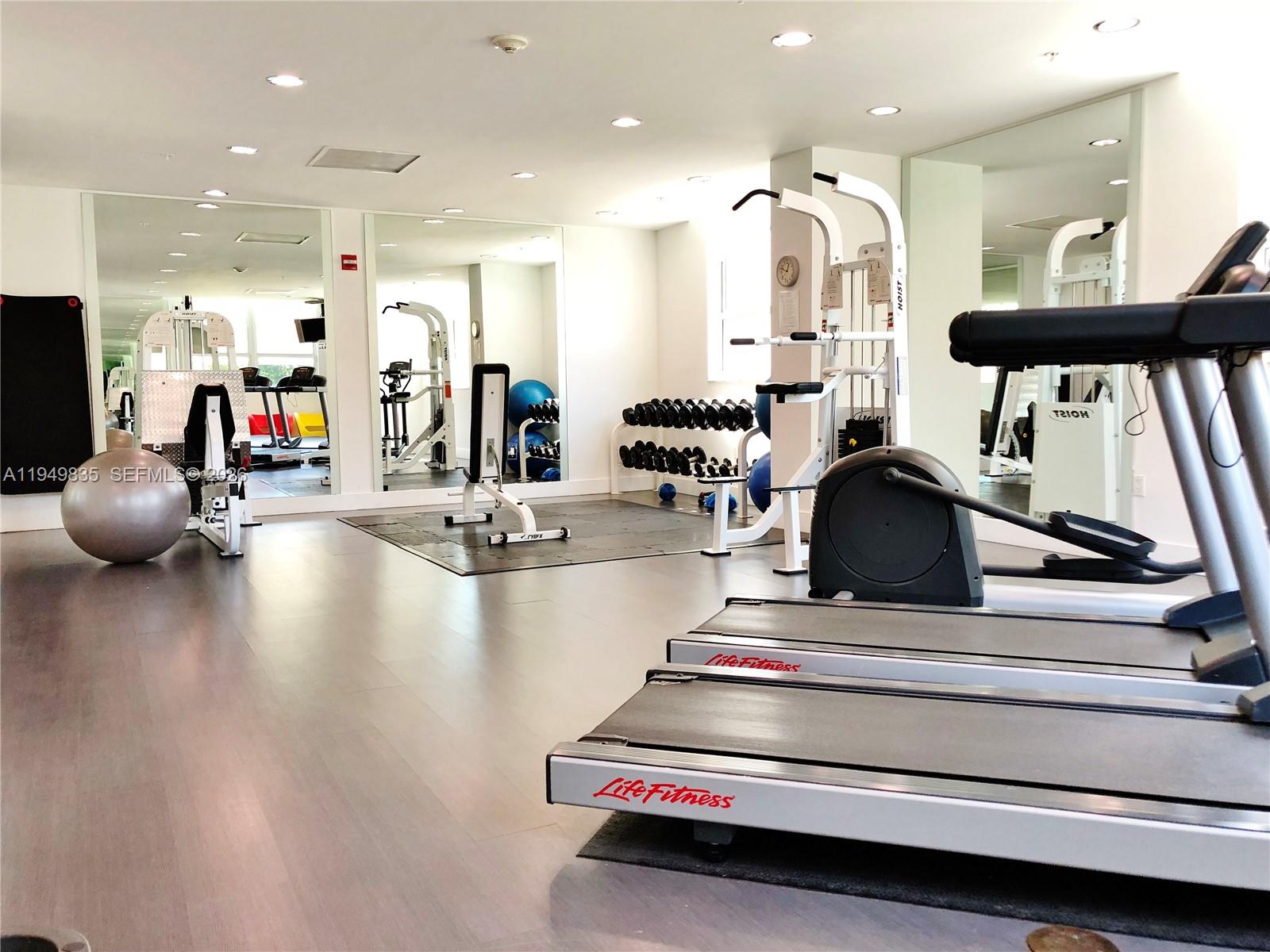 234 NE 3rd St #1605, Miami FL 33132