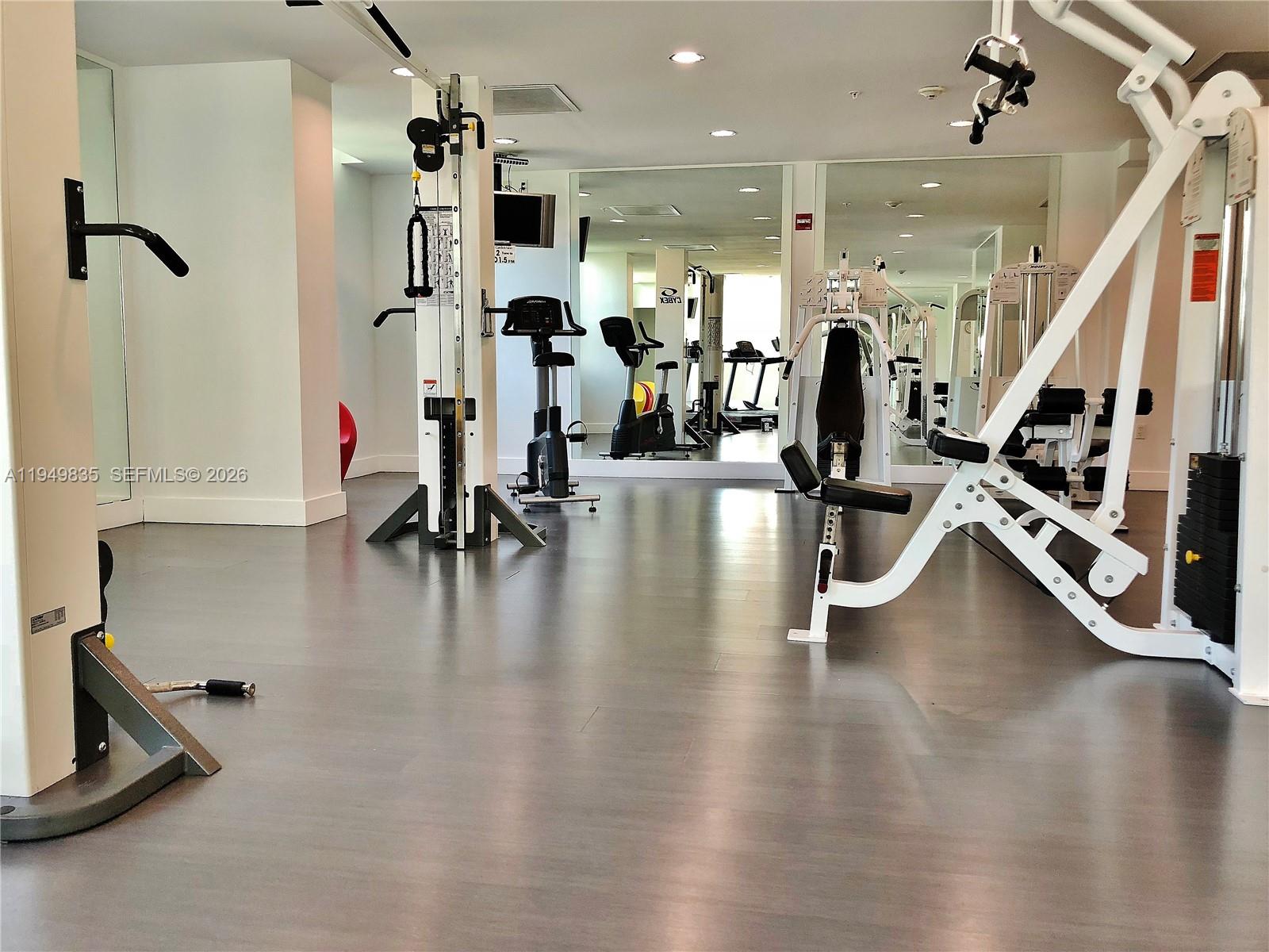 234 NE 3rd St #1605, Miami FL 33132