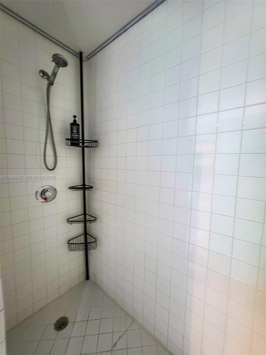 10 SW South River Dr #1704, Miami FL 33130