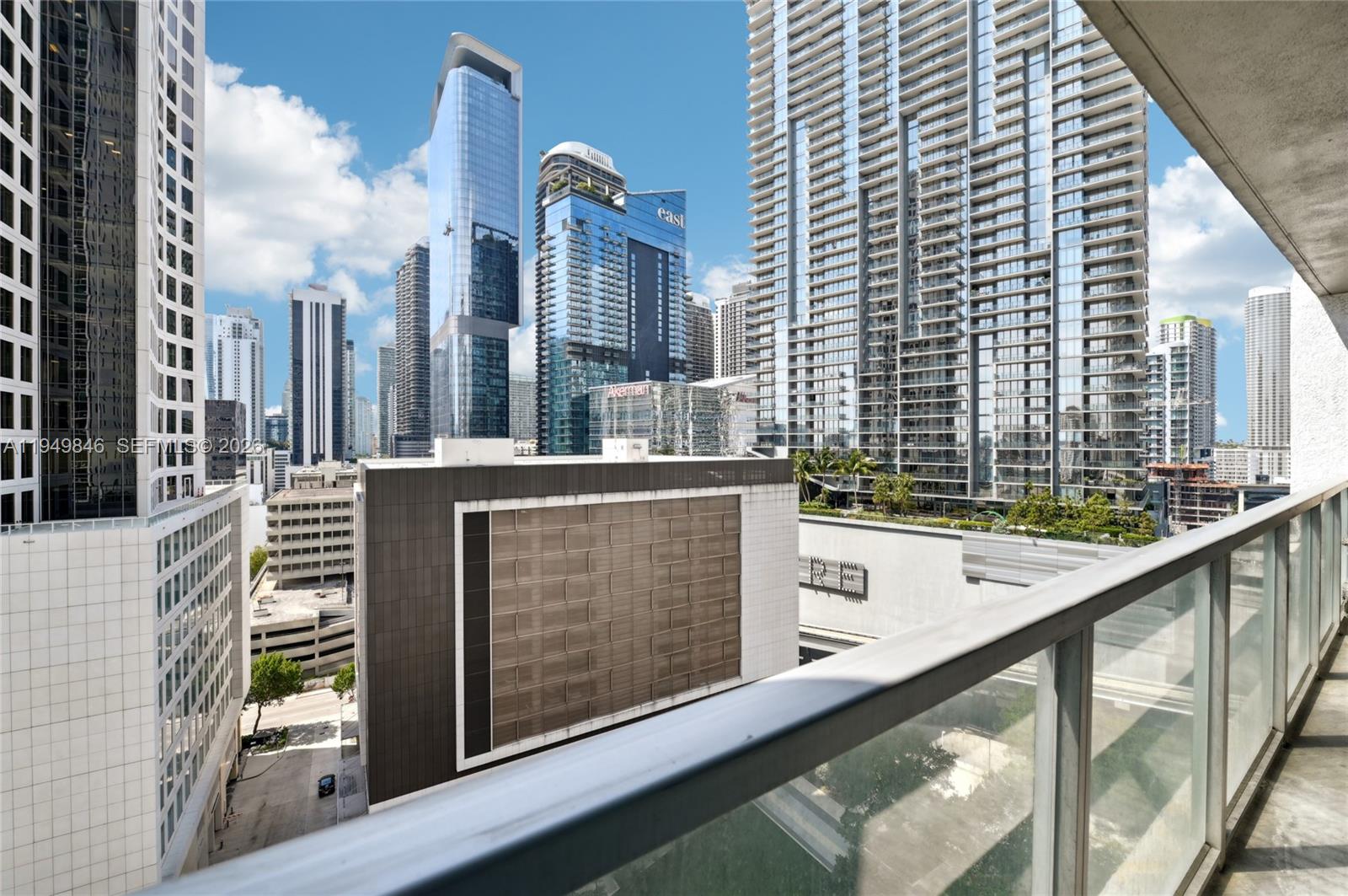 55 SE 6th St #1608, Miami FL 33131