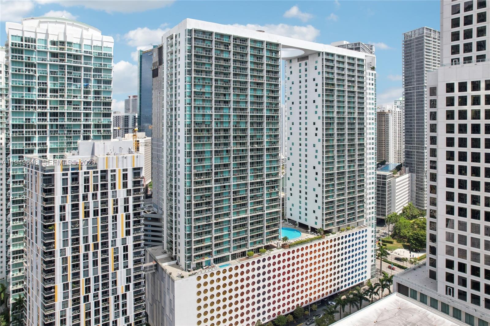 55 SE 6th St #1608, Miami FL 33131
