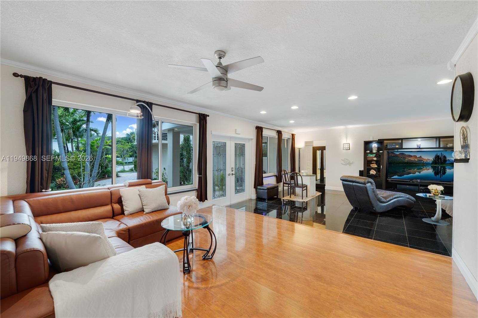 1155 S Biscayne Point Rd, Miami Beach FL 33141