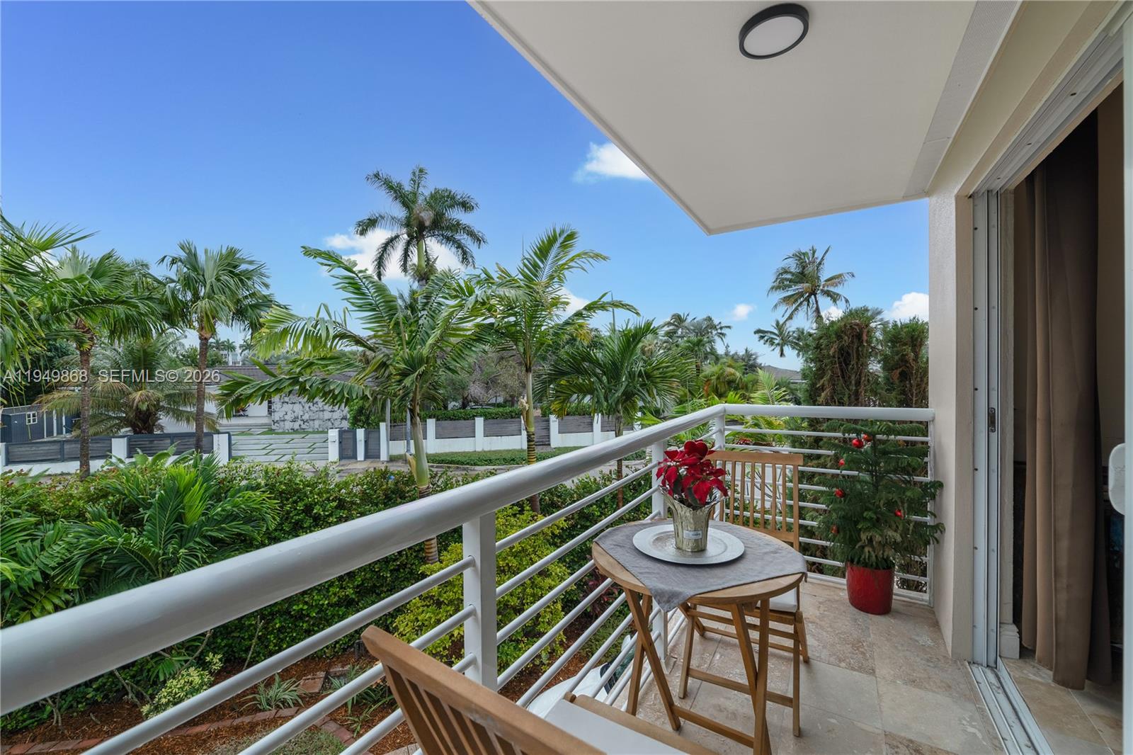 1155 S Biscayne Point Rd, Miami Beach FL 33141