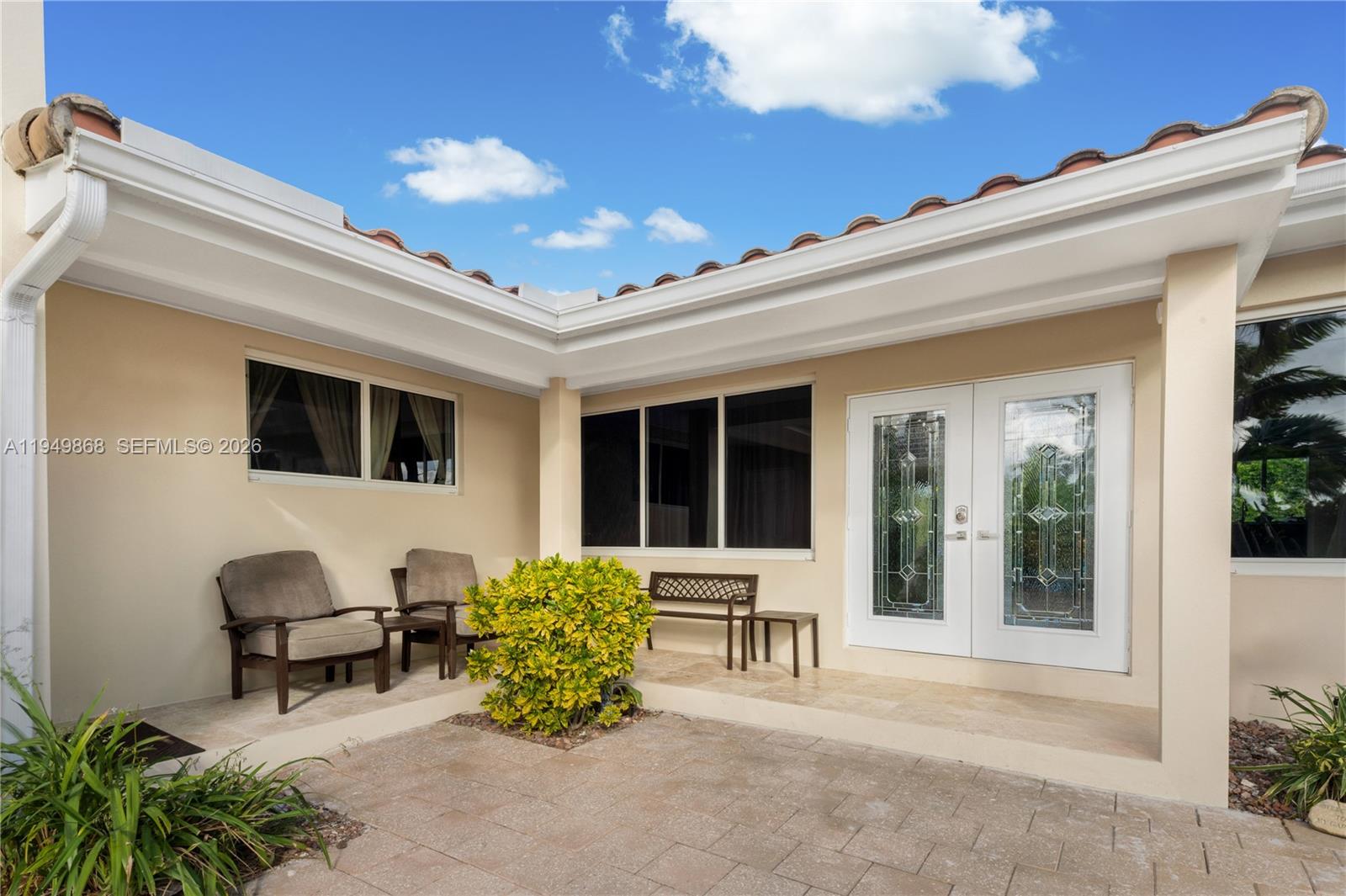 1155 S Biscayne Point Rd, Miami Beach FL 33141