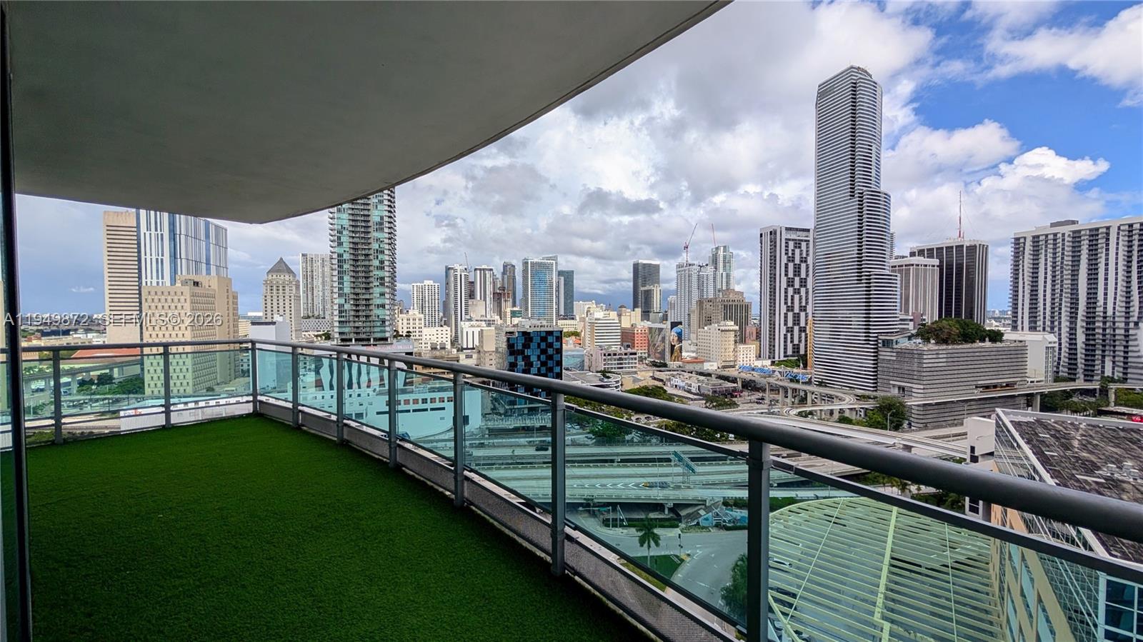 350 S Miami Ave #1901, Miami FL 33130