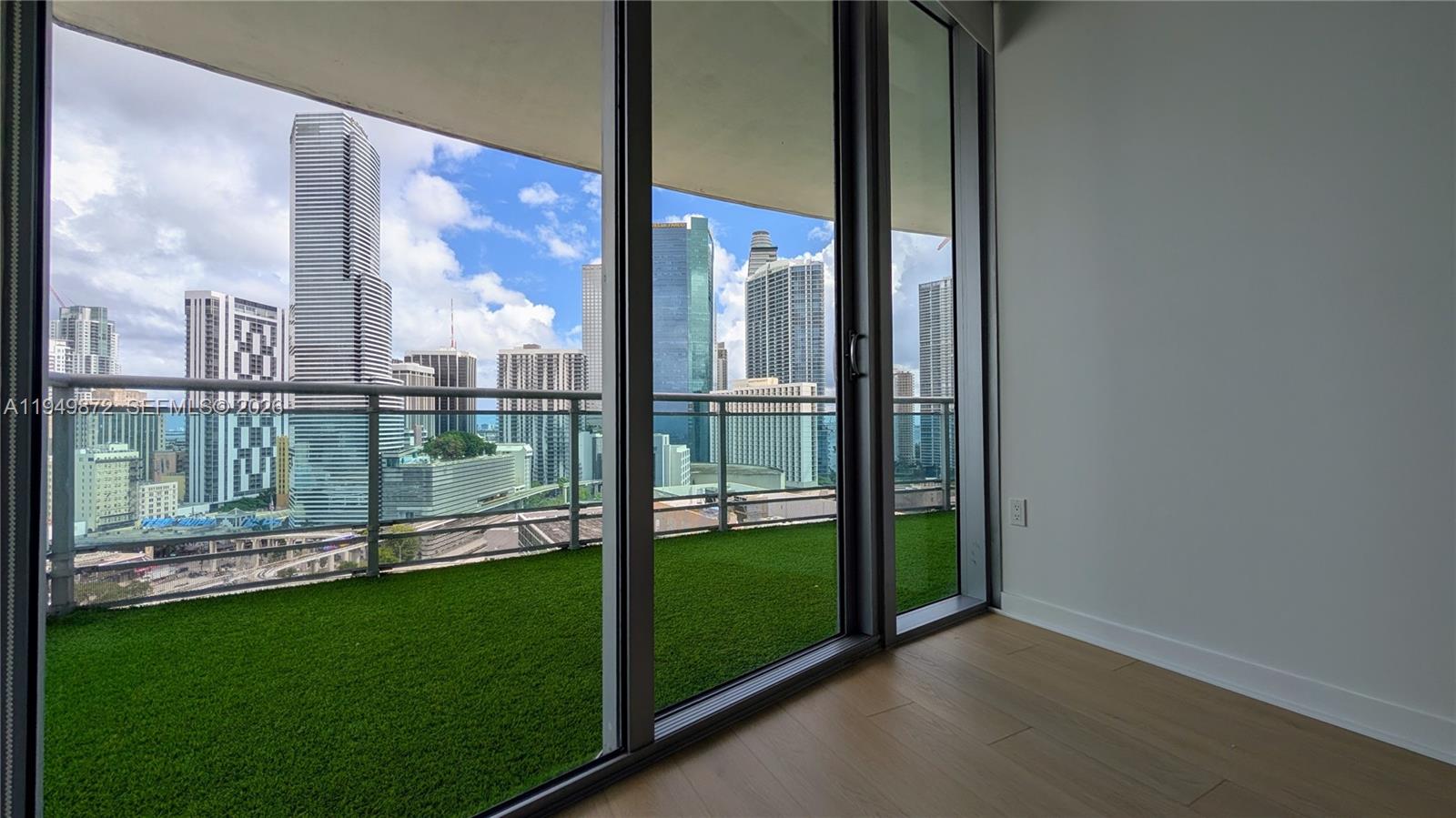 350 S Miami Ave #1901, Miami FL 33130