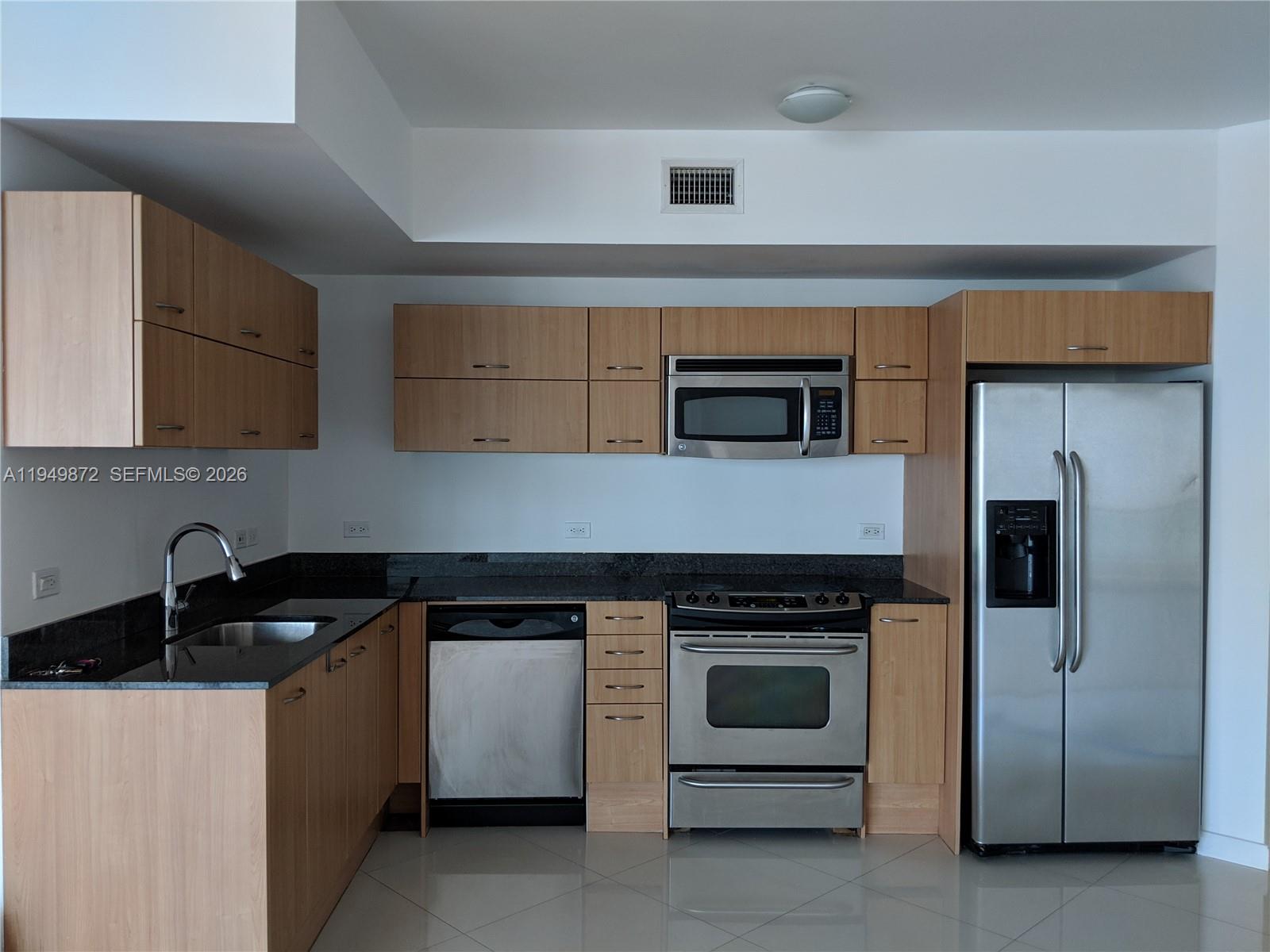 350 S Miami Ave #1901, Miami FL 33130