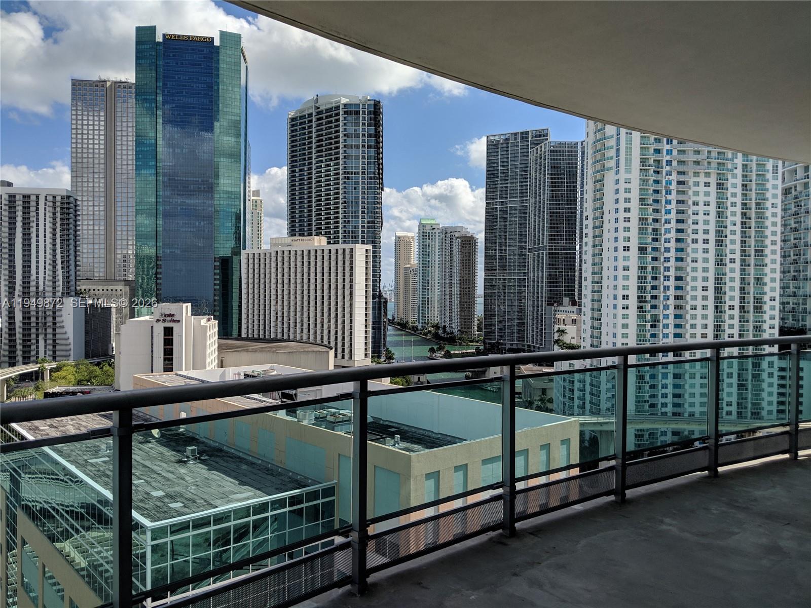 350 S Miami Ave #1901, Miami FL 33130