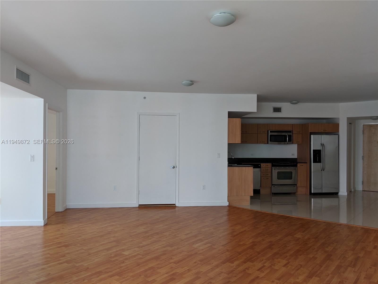 350 S Miami Ave #1901, Miami FL 33130