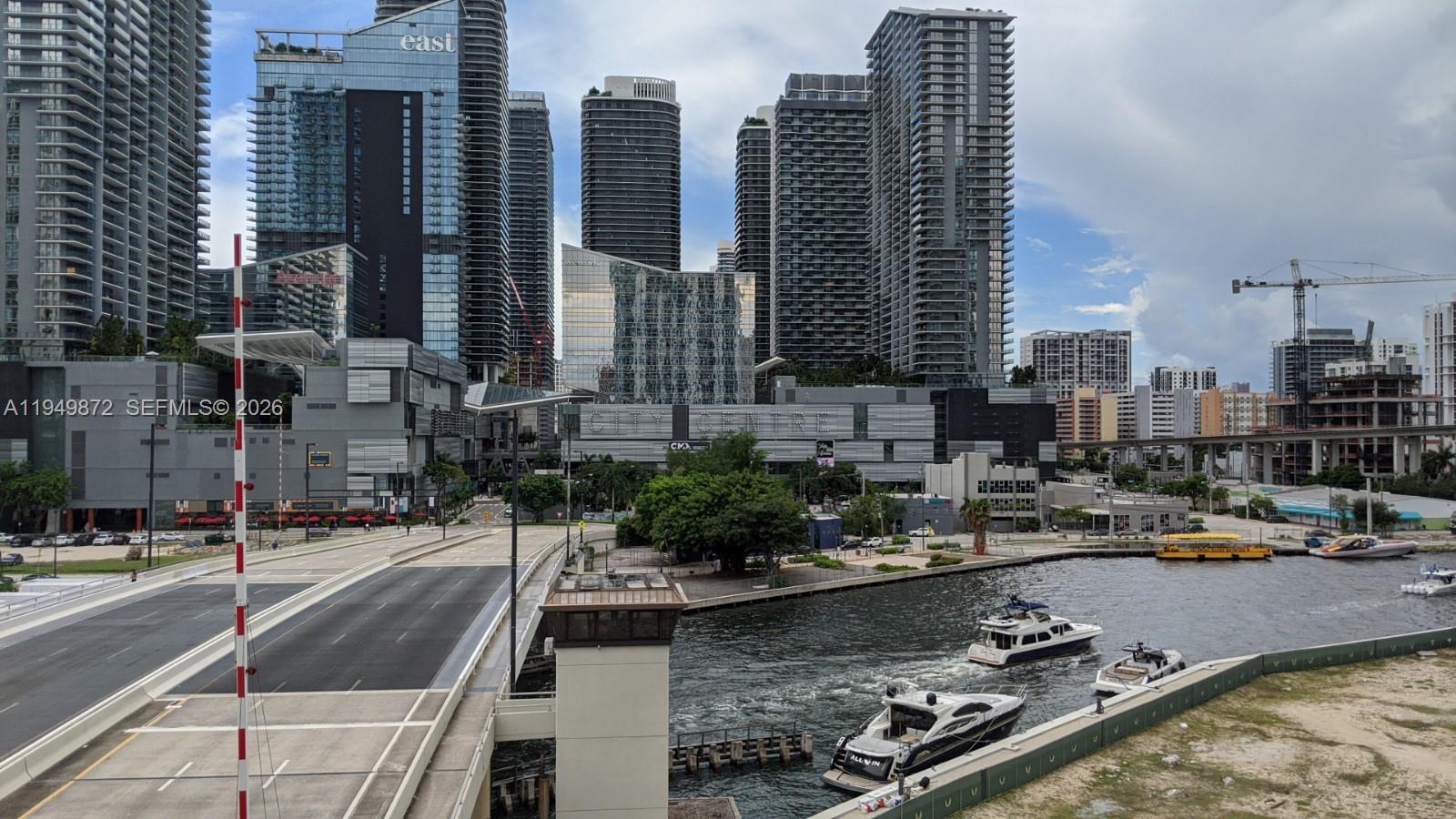 350 S Miami Ave #1901, Miami FL 33130