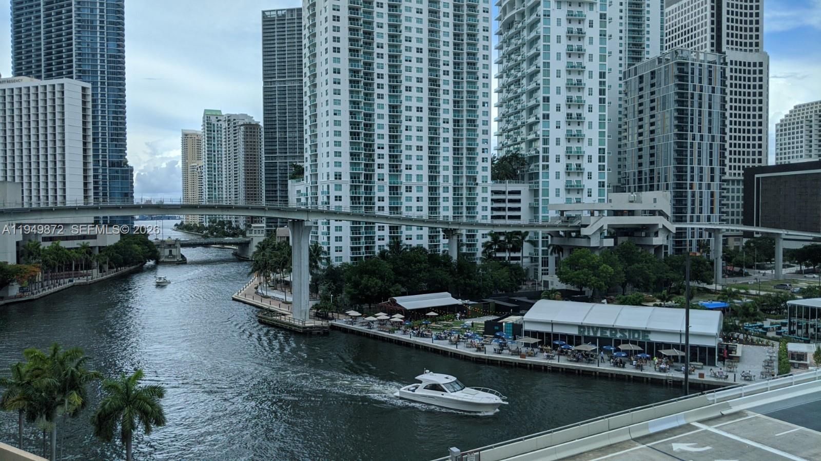 350 S Miami Ave #1901, Miami FL 33130