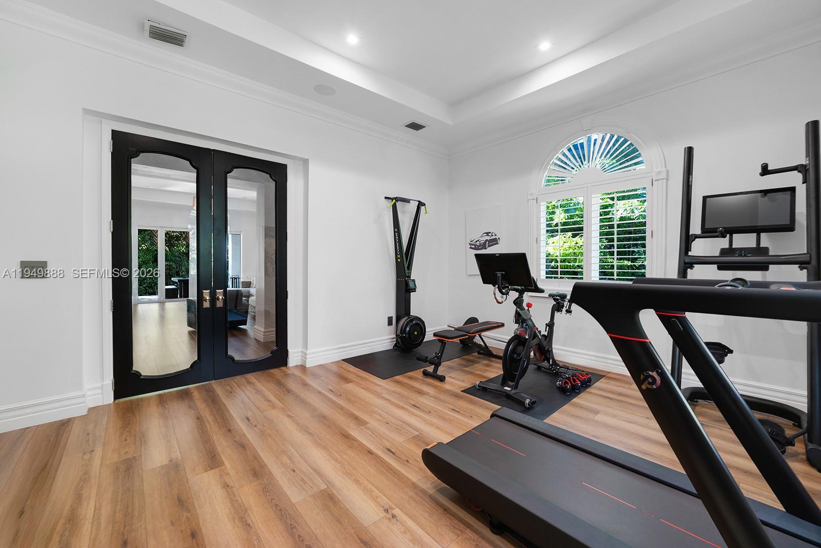 5002 SW 86th St, Miami FL 33143